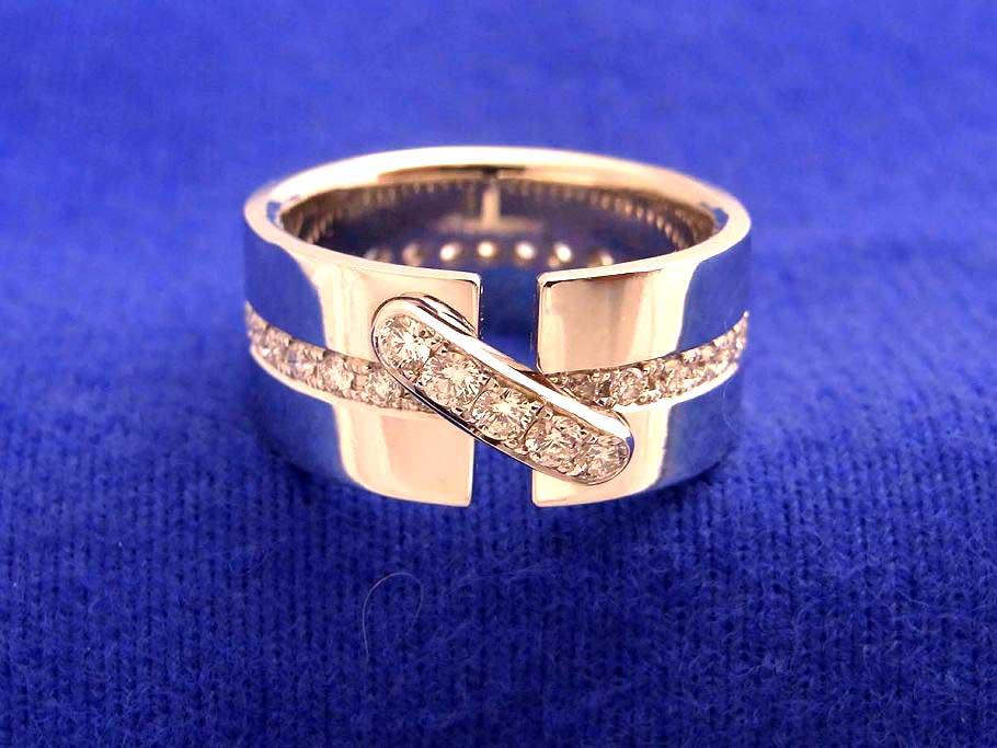 ショーメ風結婚指輪